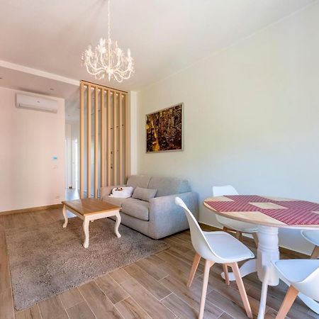 Joivy Lele Apartment With Swimming Pool Rapallo Exterior photo